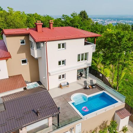 Villa Carobni Pogled Zagreb Exterior foto